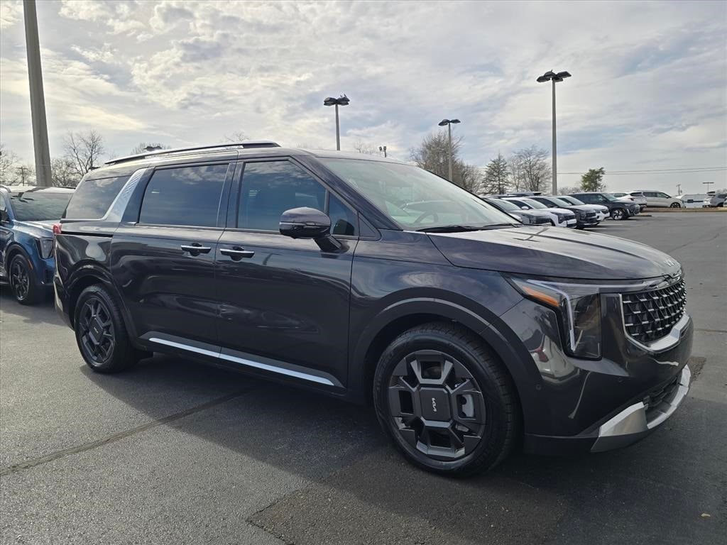 2026 Kia Carnival SX's photo