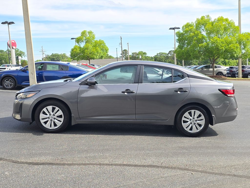 2025 Nissan Sentra S - Photo 6