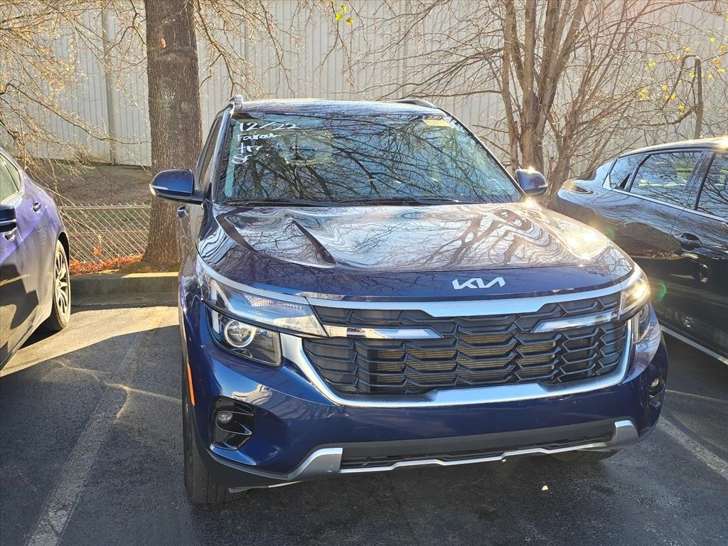 2025 Kia Seltos EX's photo