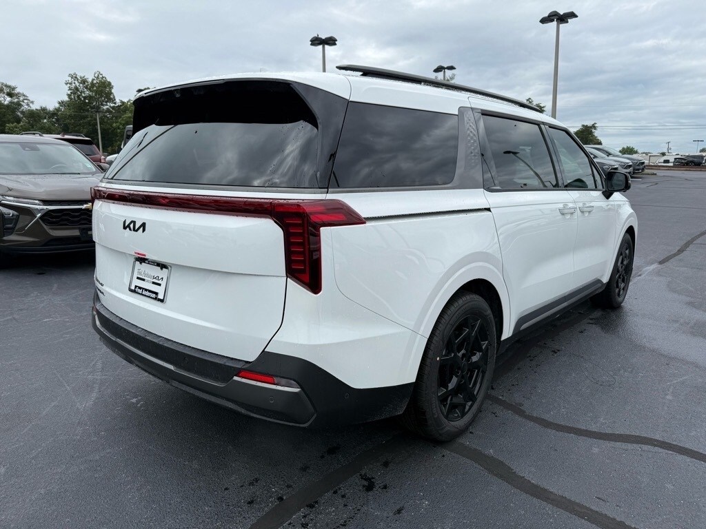 2026 Kia Carnival SX Prestige photo 3
