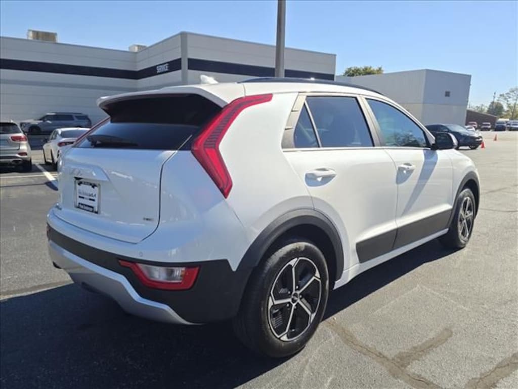 New 2026 Kia Niro EX SUV