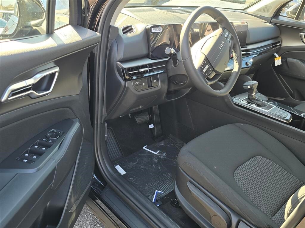 New 2026 Kia Sportage LX SUV