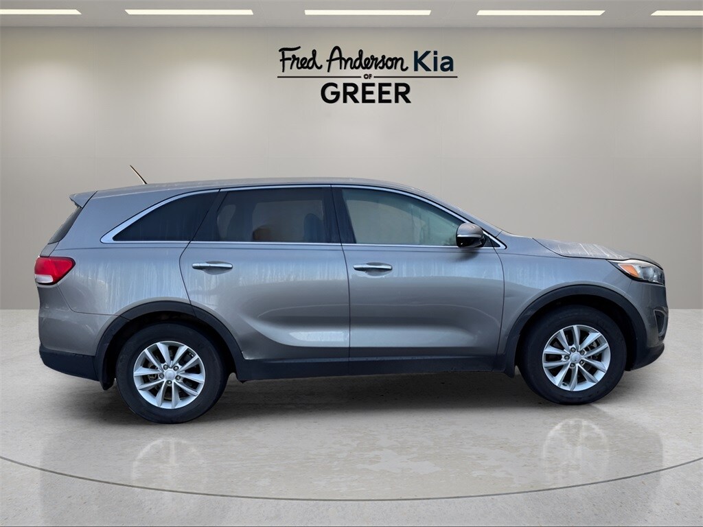 2018 Kia Sorento L photo 2