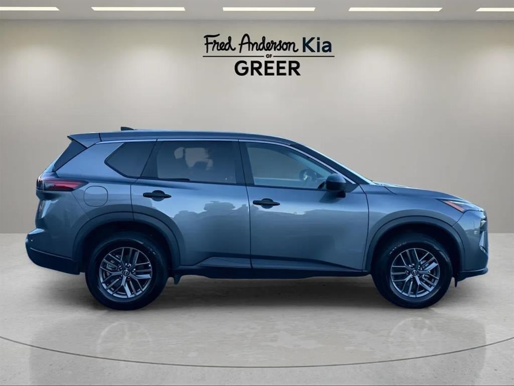 Used 2024 Nissan Rogue S SUV