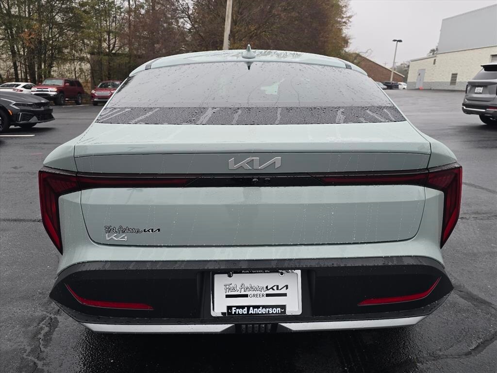 New 2025 Kia K4 LX Sedan