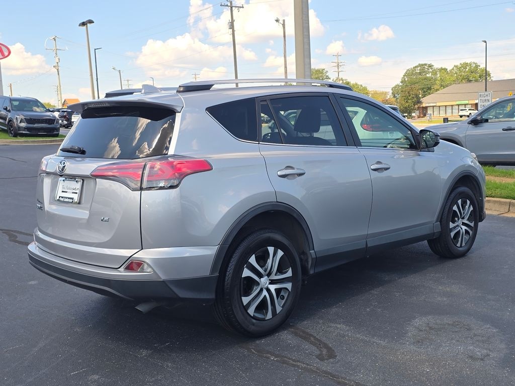Used 2018 Toyota RAV4 LE SUV
