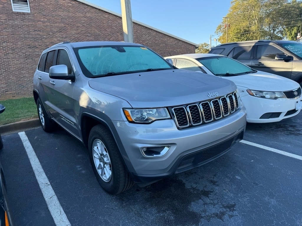 Used 2020 Jeep Grand Cherokee Laredo SUV