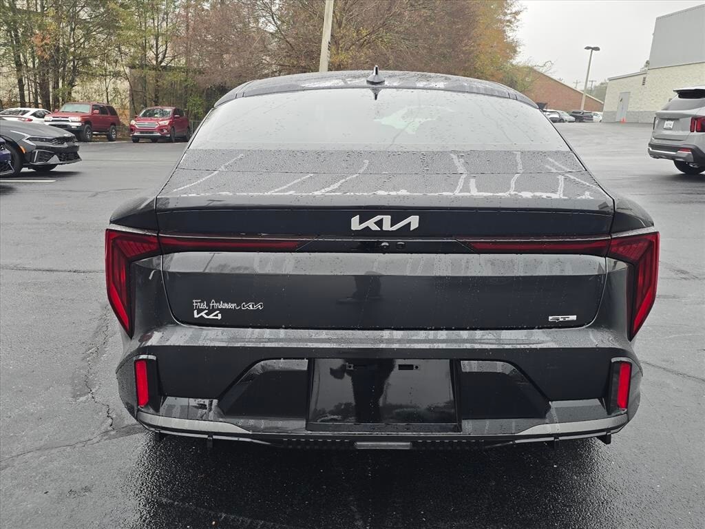 New 2025 Kia K4 GT-Line Sedan