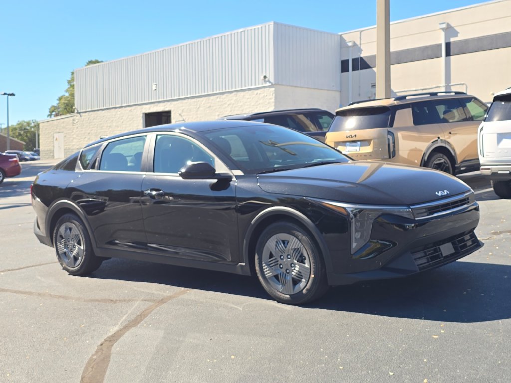 2027 Kia K4