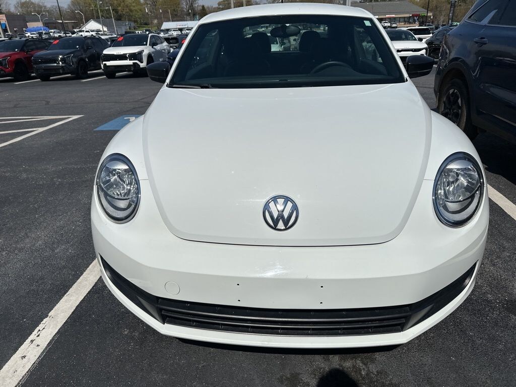 Used 2015 Volkswagen Beetle 1.8T Hatchback