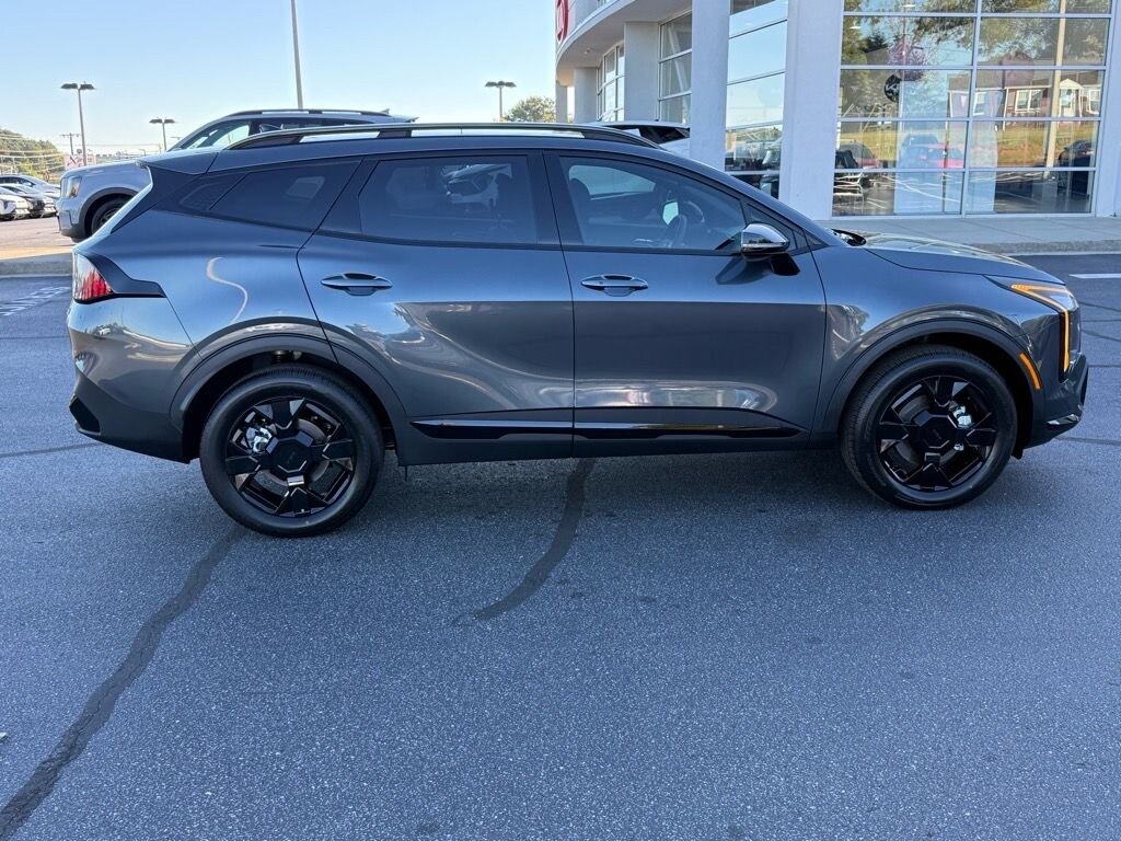 New 2026 Kia Sportage Hybrid EX SUV