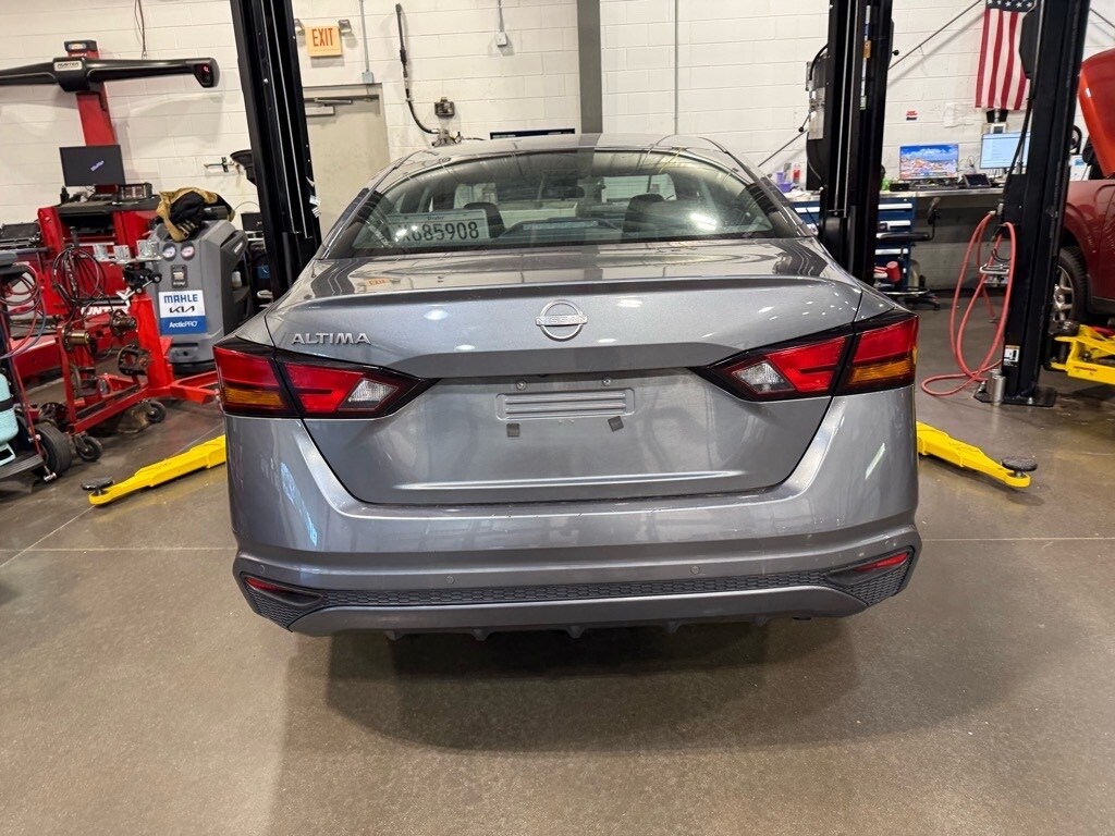 2023 Nissan Altima 2.5 S photo 3