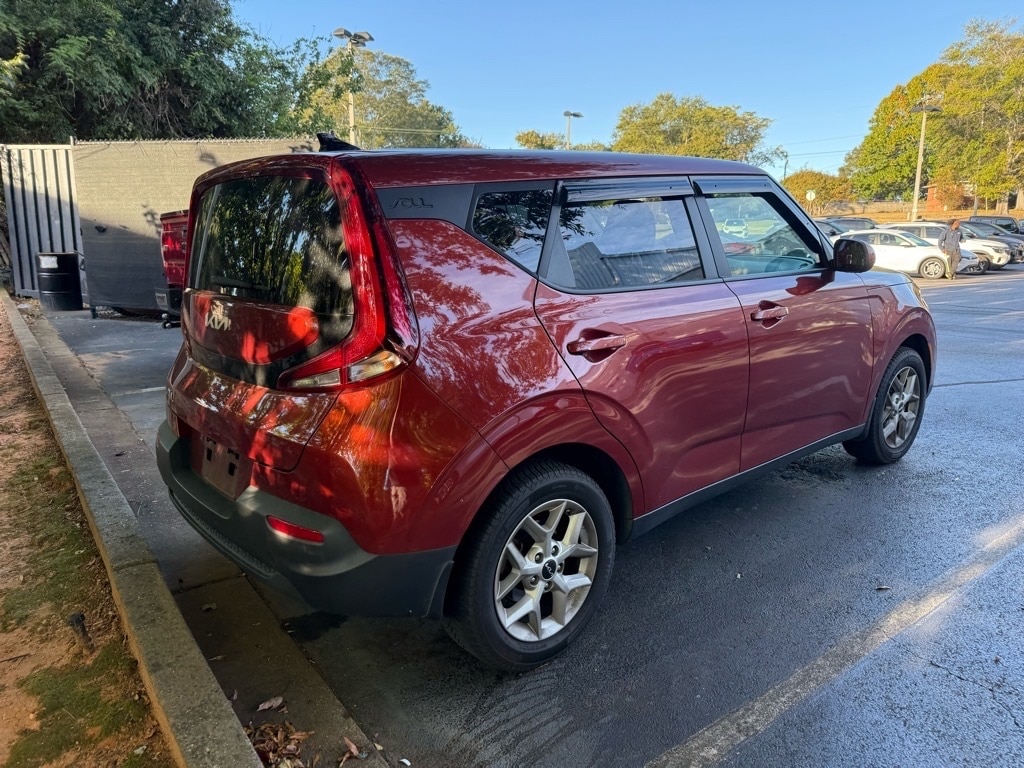 Used 2022 Kia Soul LX Hatchback
