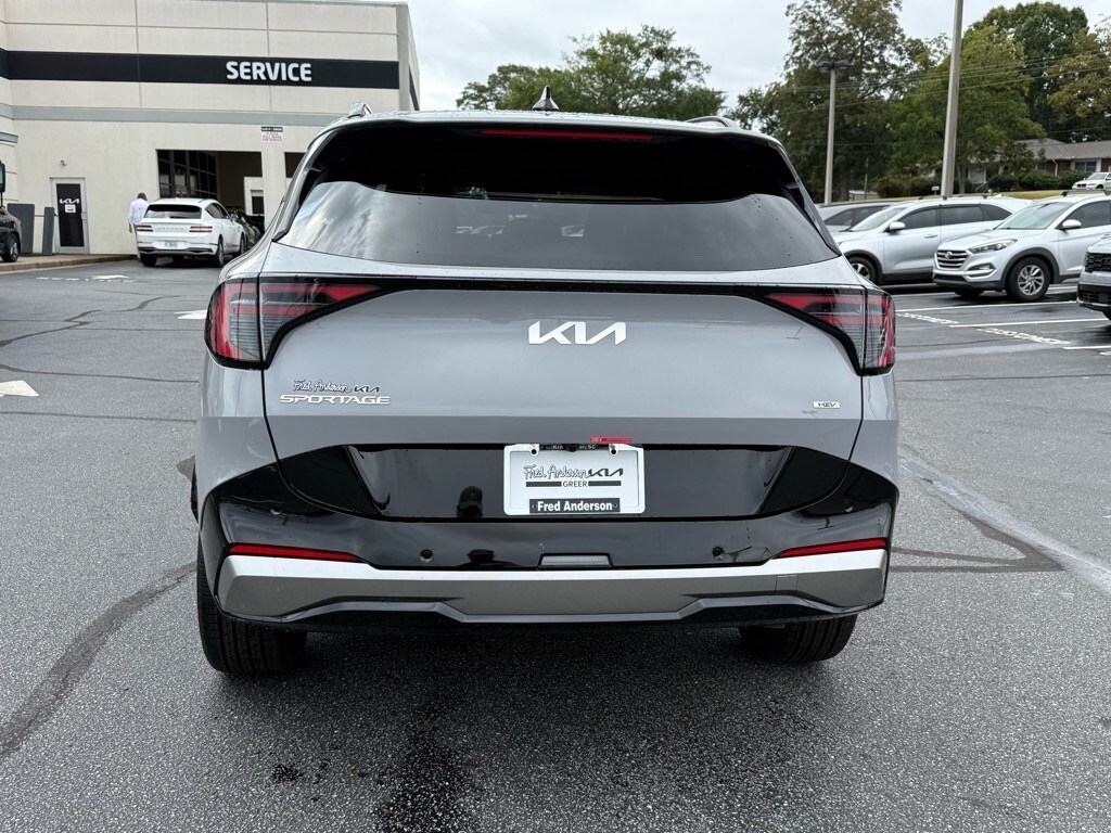 2026 Kia Sportage Hybrid photo 2