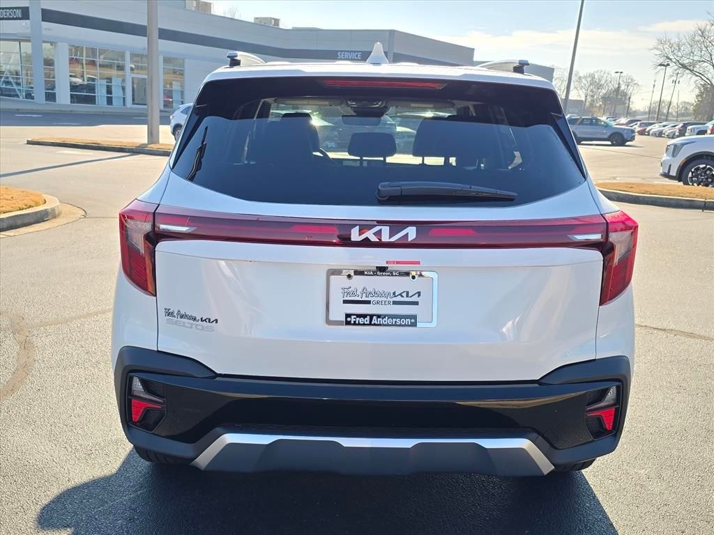 New 2026 Kia Seltos S SUV