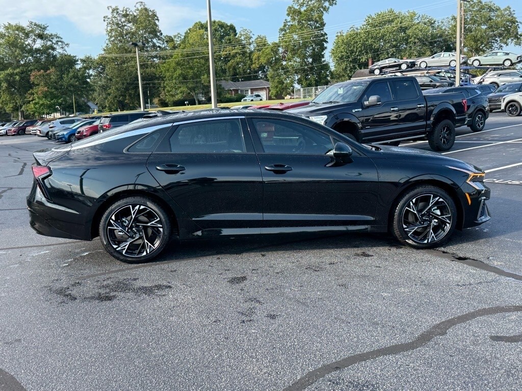 2026 Kia K5 GT-Line photo 2