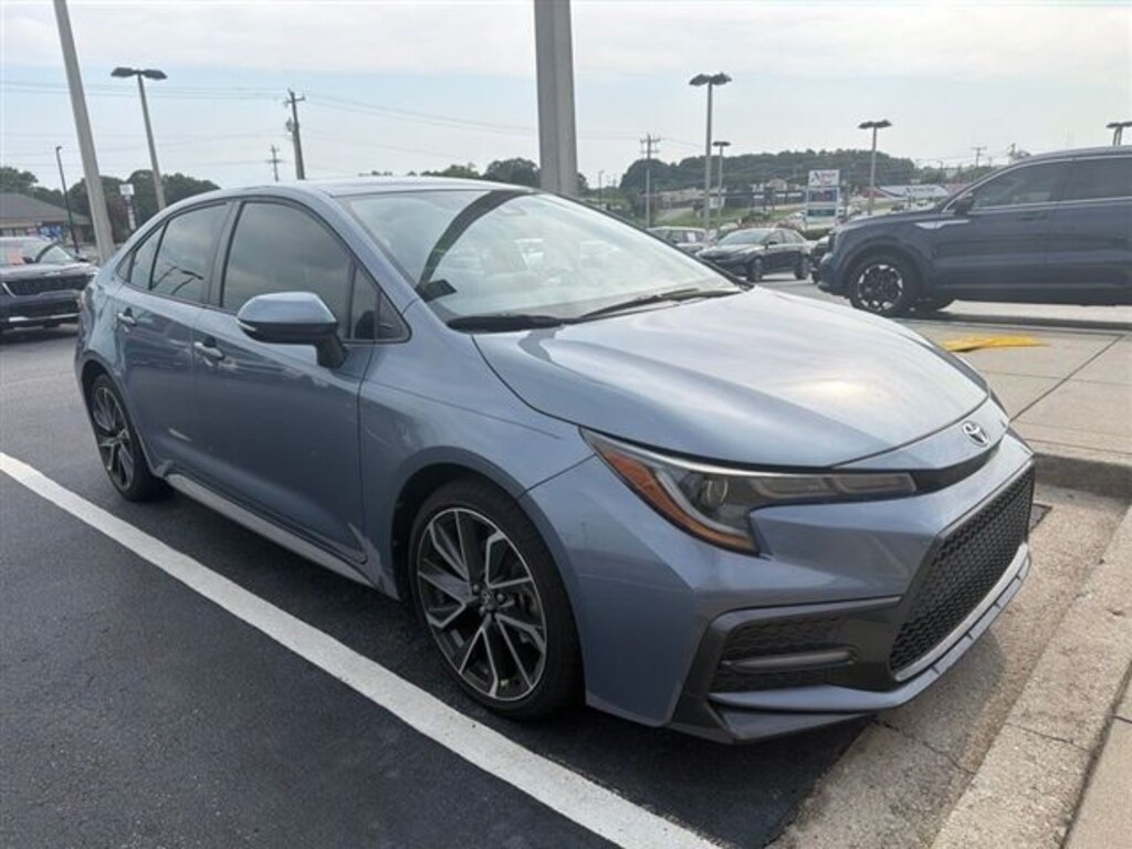 Used 2021 Toyota Corolla SE Sedan