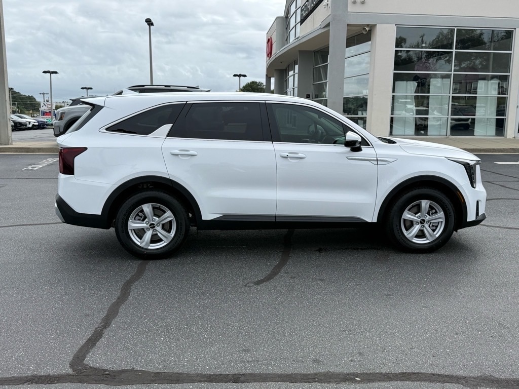 New 2026 Kia Sorento LX SUV