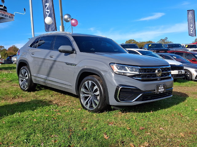 2022 Volkswagen Atlas Cross Sport SEL Premium R-Line