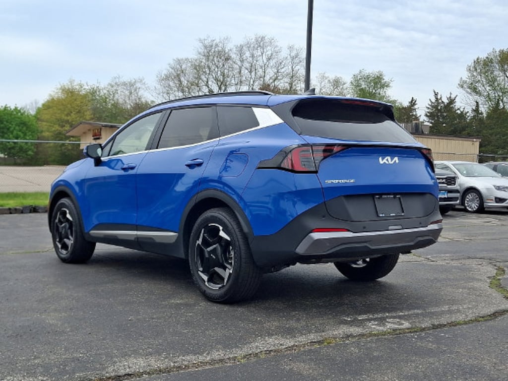Certified 2026 Kia Sportage EX SUV