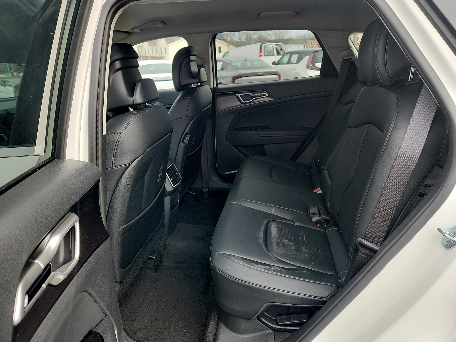 2025 Kia Sportage EX Hybrid - Photo 11