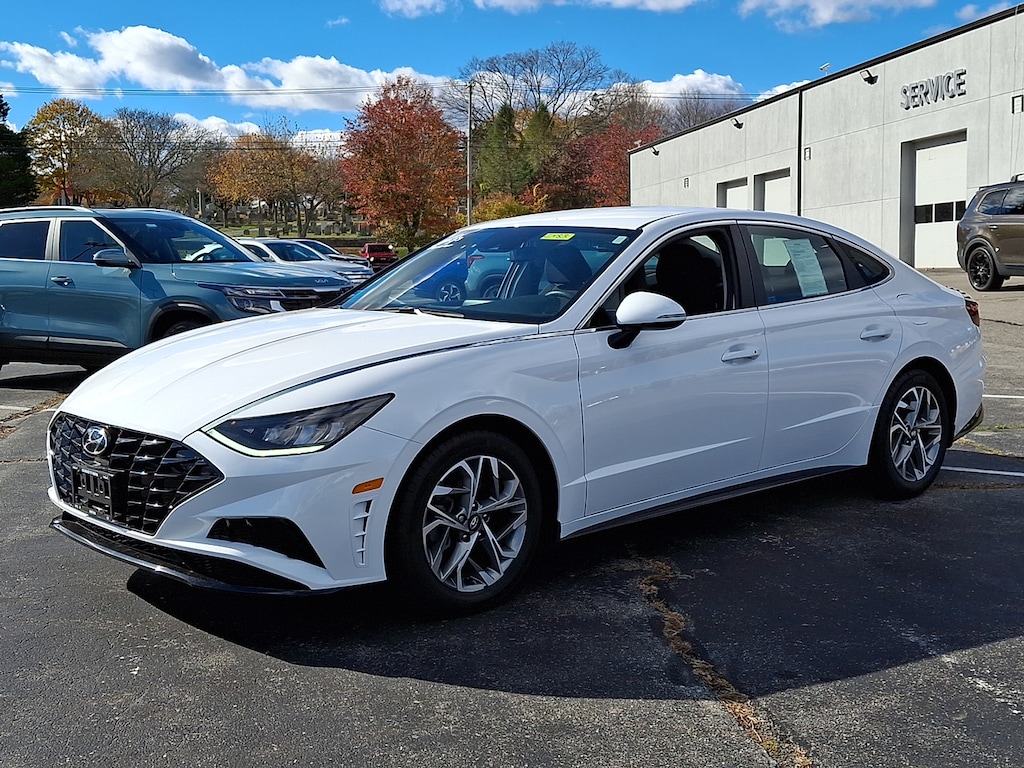Used 2023 Hyundai Sonata SEL SEDAN