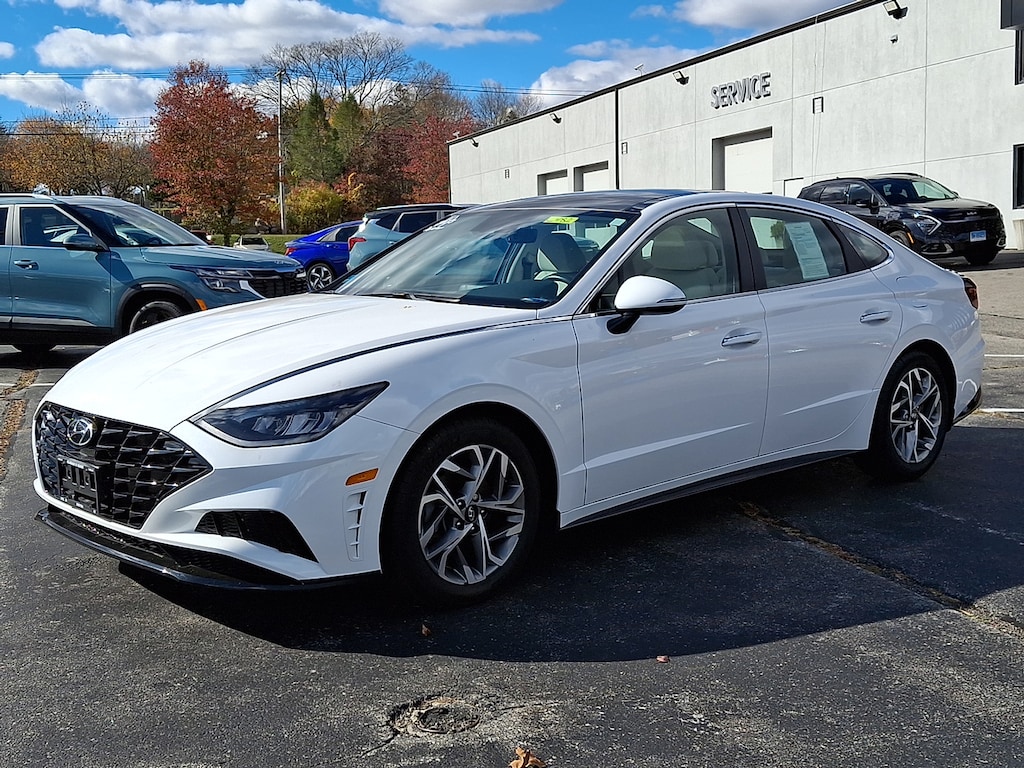 Used 2023 Hyundai Sonata SEL SEDAN