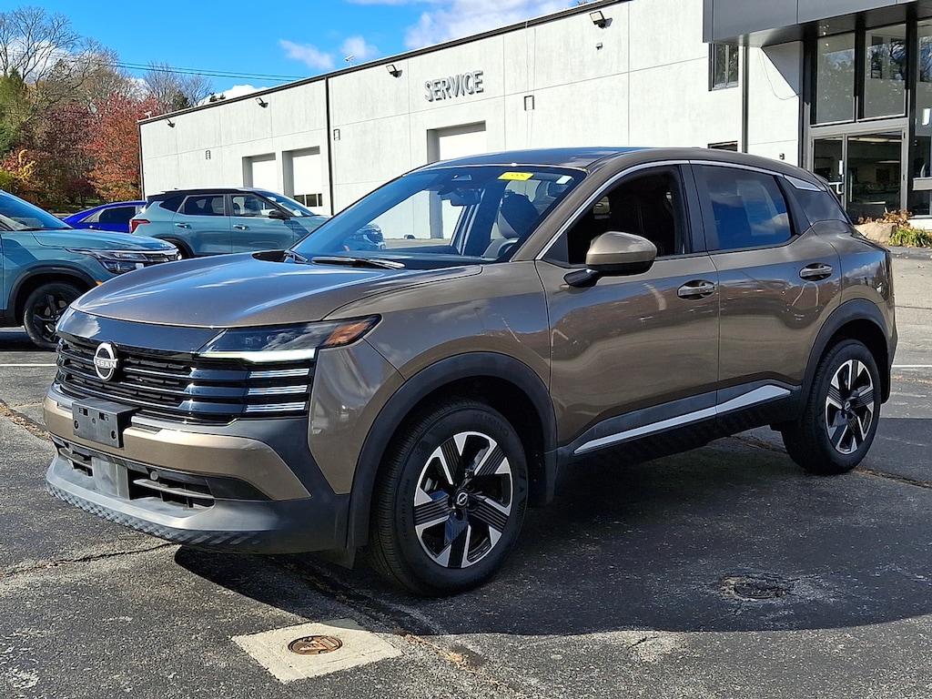 Used 2025 Nissan Kicks SV Intelligent AWD WAGON