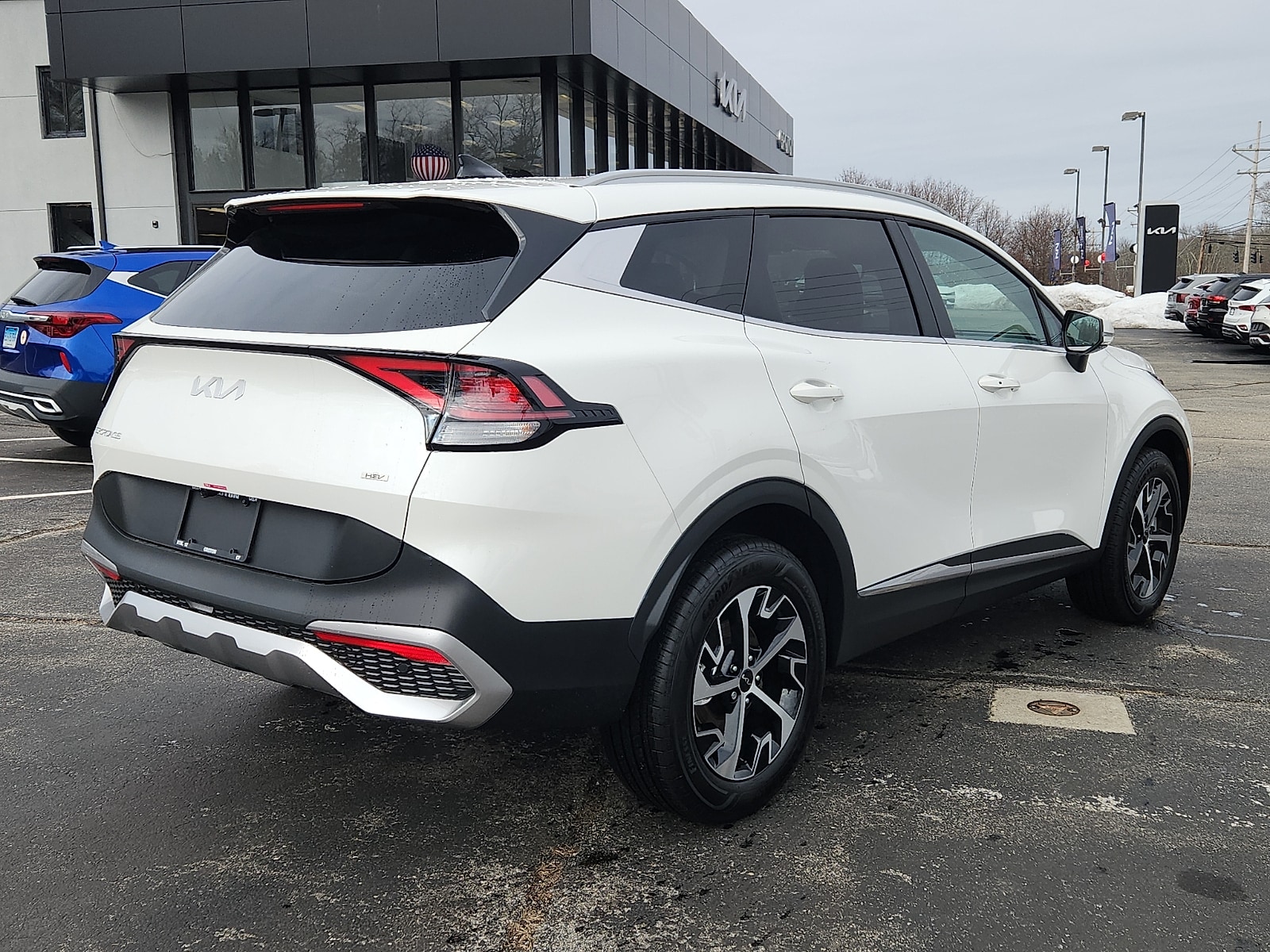 2025 Kia Sportage EX Hybrid - Photo 6