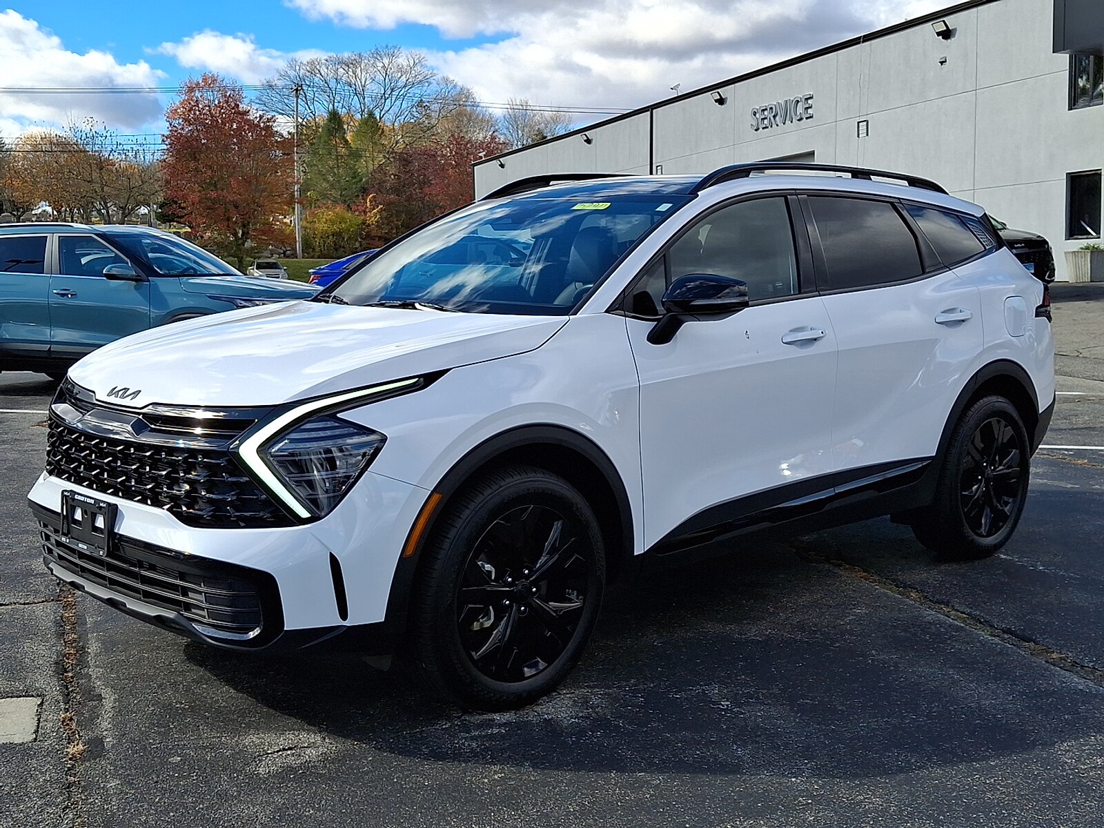 2025 Kia Sportage X-Line photo 3