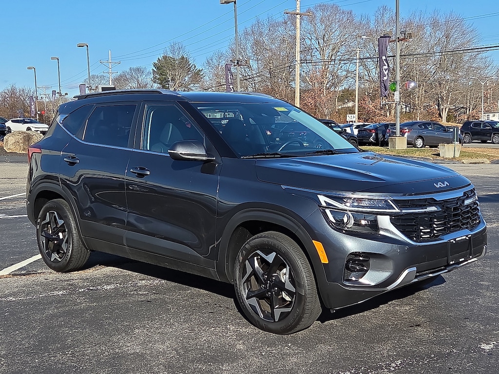 Used 2025 Kia Seltos EX WAGON