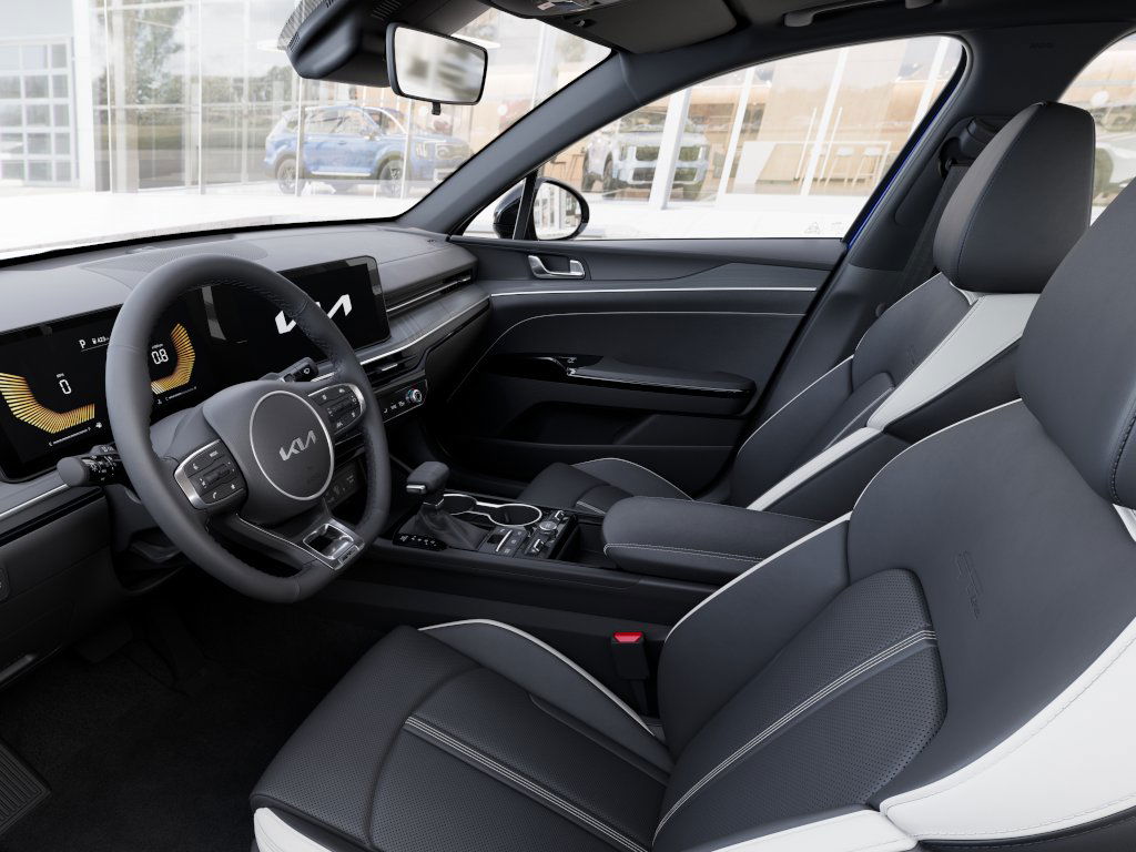 2026 Kia K5 GT-Line - Photo 17