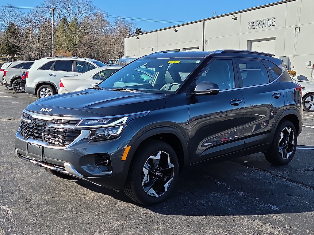 Used 2025 Kia Seltos EX WAGON