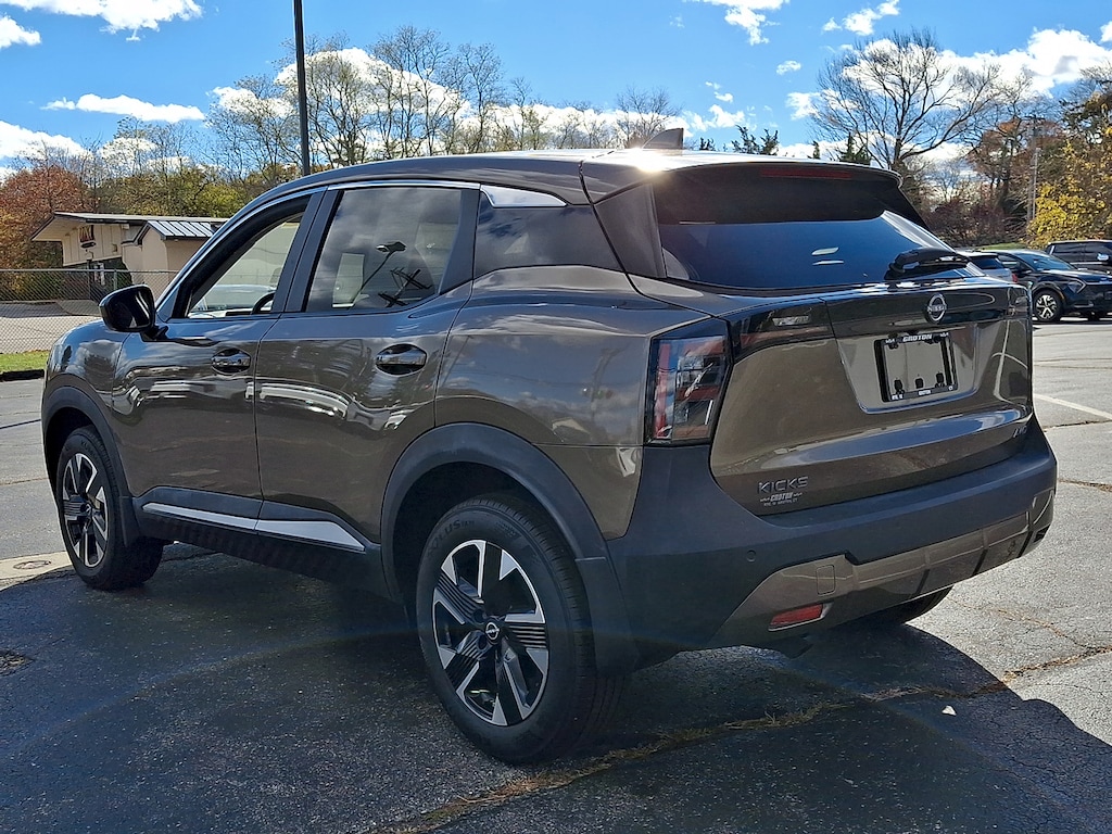 Used 2025 Nissan Kicks SV Intelligent AWD WAGON