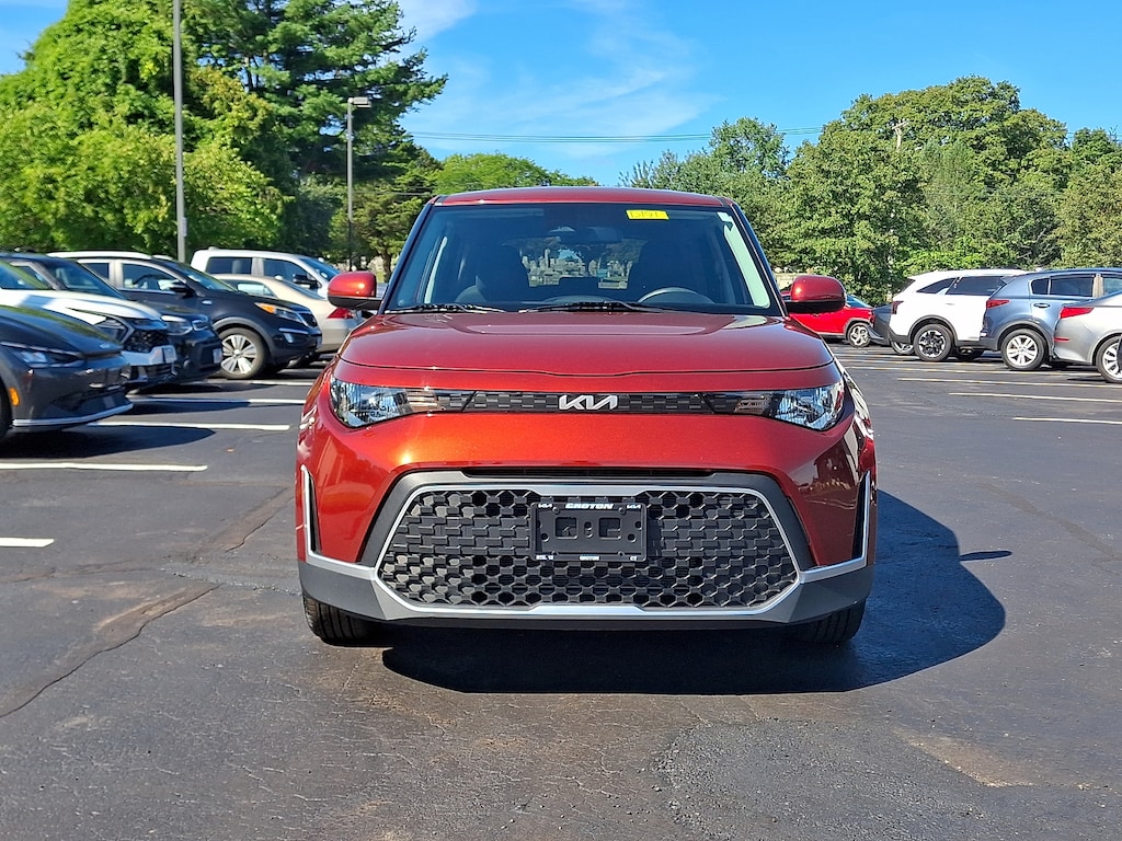 Certified 2023 Kia Soul LX WAGON