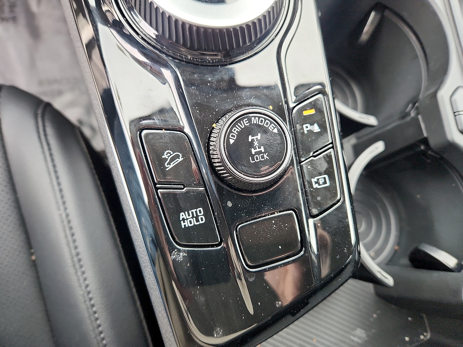2025 Kia Sportage EX Hybrid - Photo 24