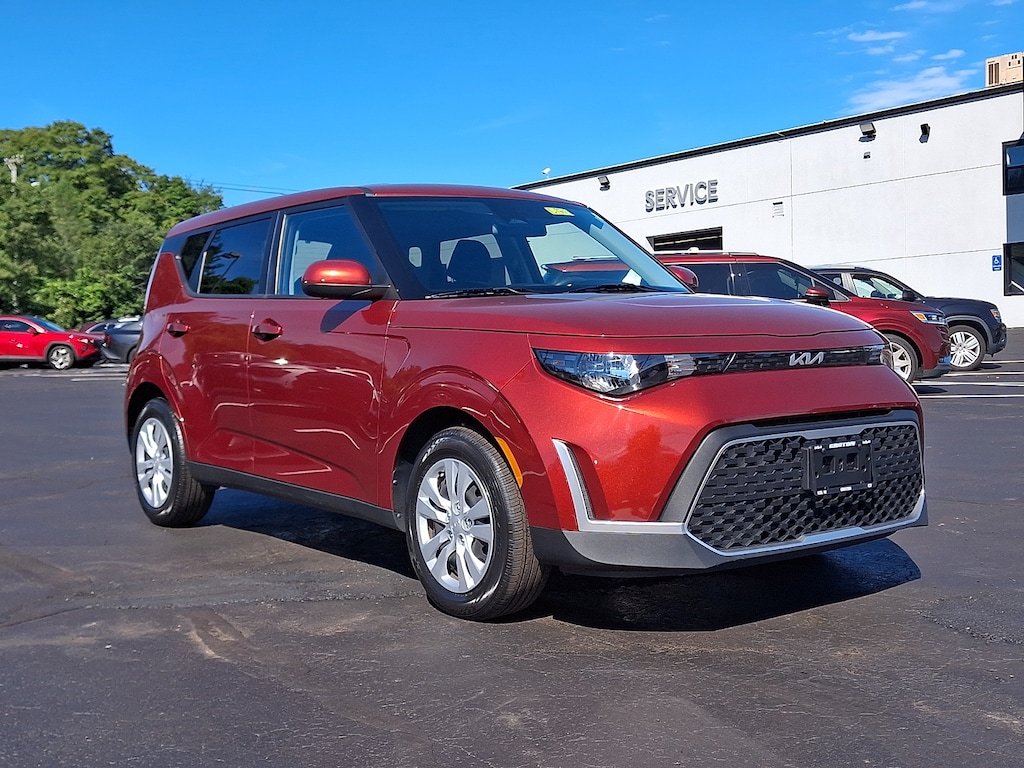 Certified 2023 Kia Soul LX WAGON