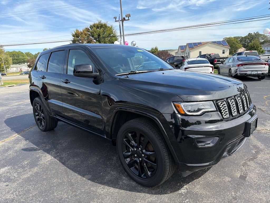 Used 2022 Jeep Grand Cherokee WK . Sport Utility
