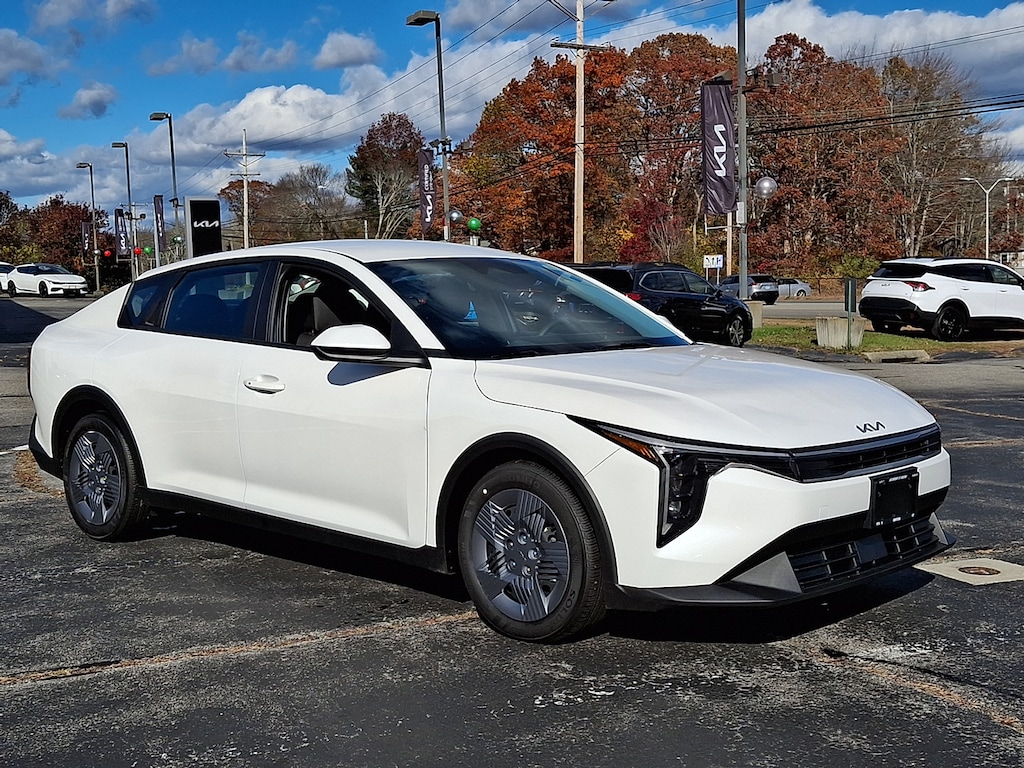 Used 2025 Kia K4 LX SEDAN