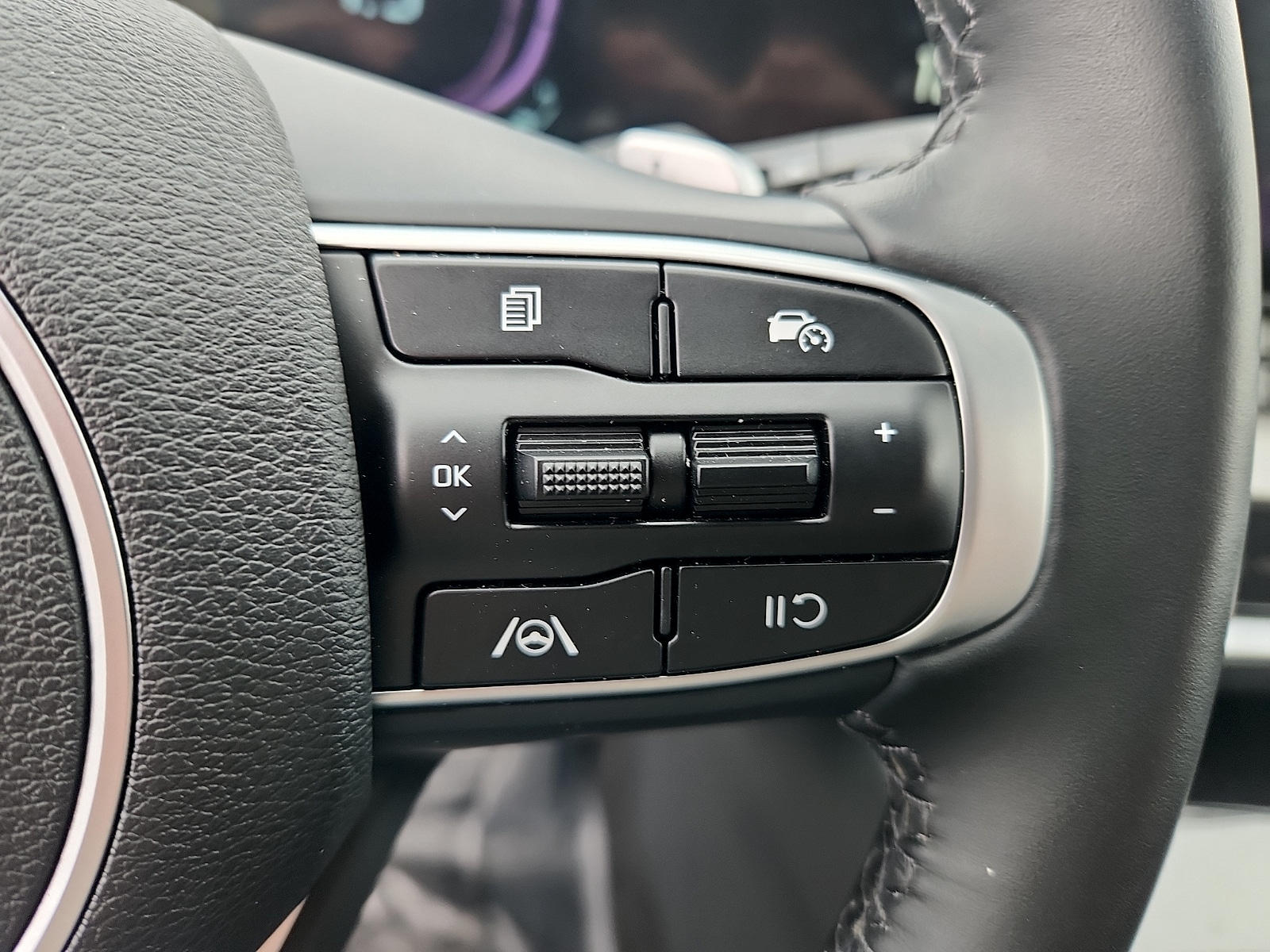 2025 Kia Sportage EX Hybrid - Photo 22