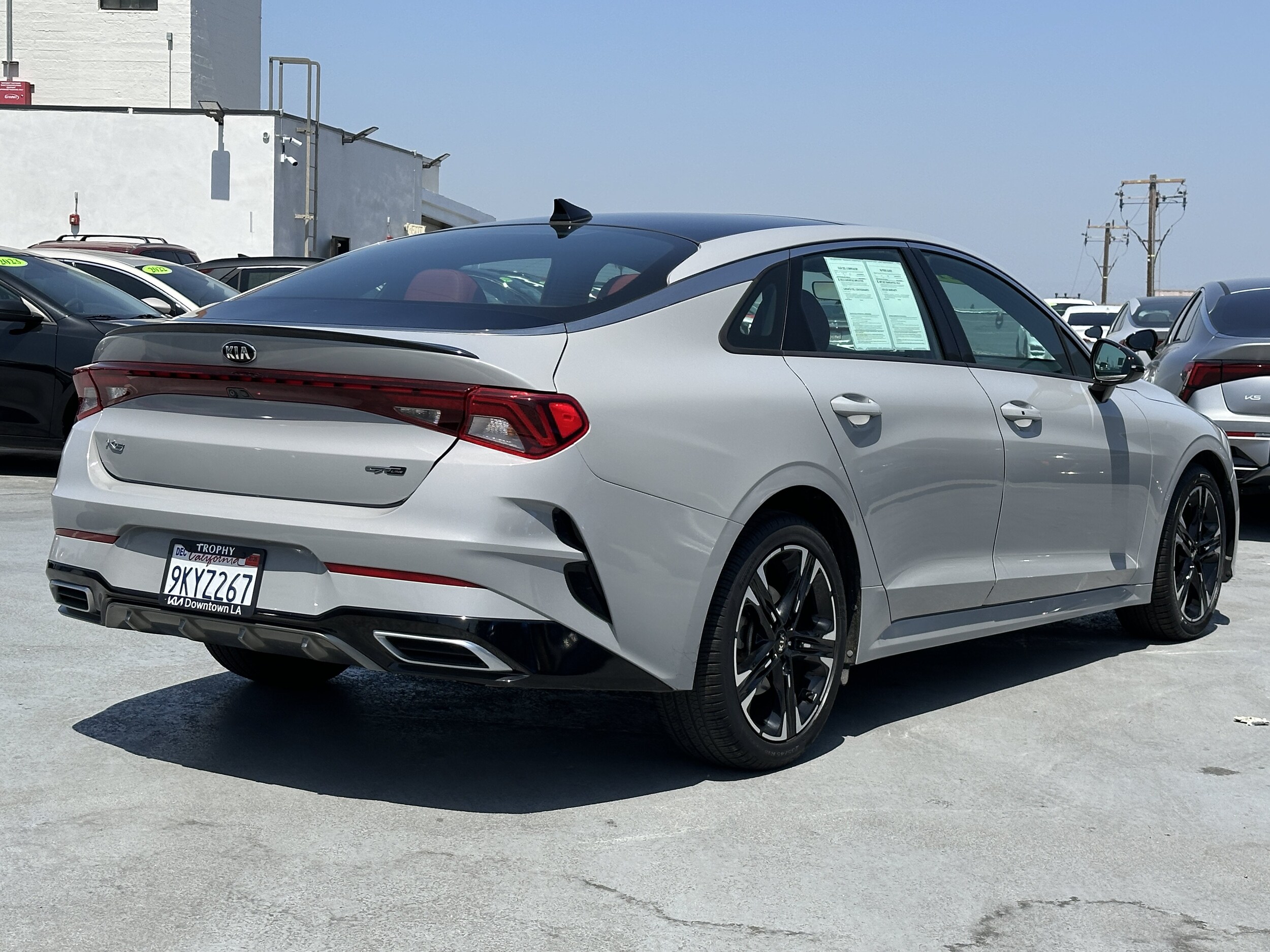 View vehicle photo 7