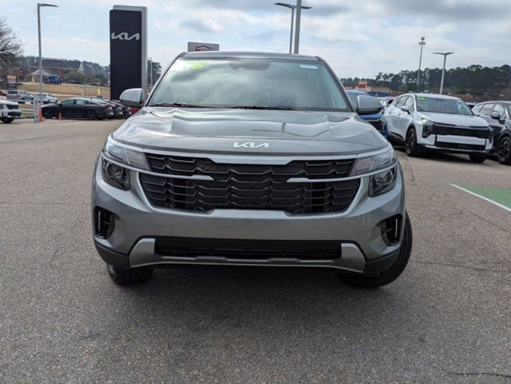 New 2026 Kia Seltos LX SUV