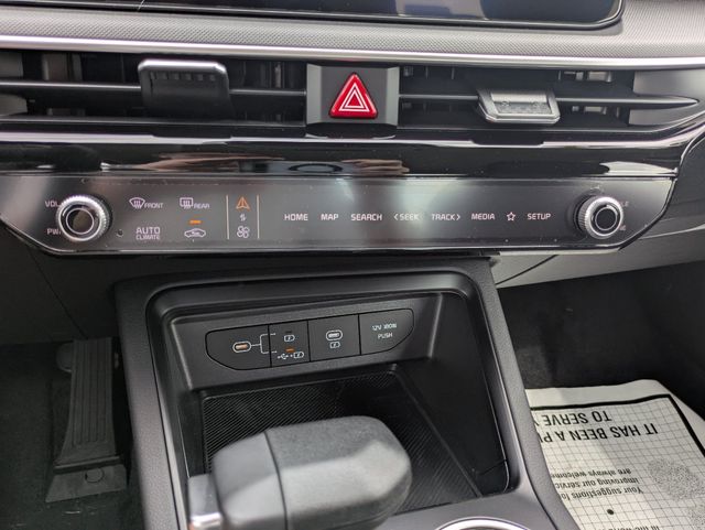 2026 Kia K5 LXS - Photo 17