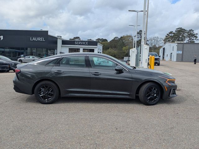 2026 Kia K5 LXS - Photo 9
