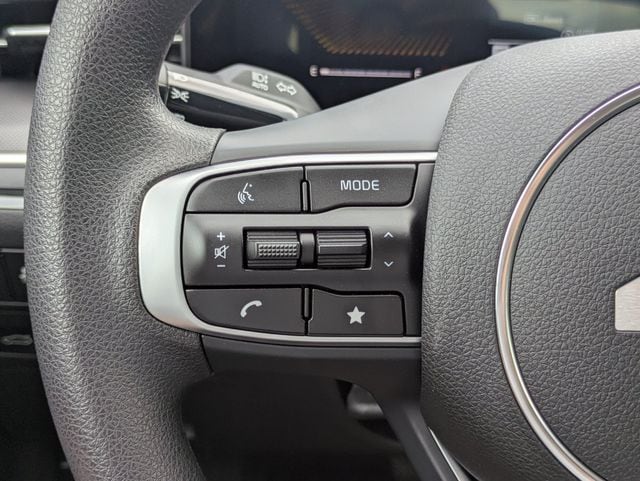 2026 Kia K5 LXS - Photo 21