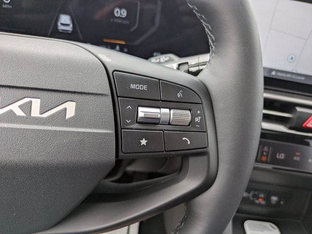 2026 Kia Sportage SX - Photo 23