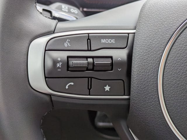 2025 Kia K5 GT-Line - Photo 21