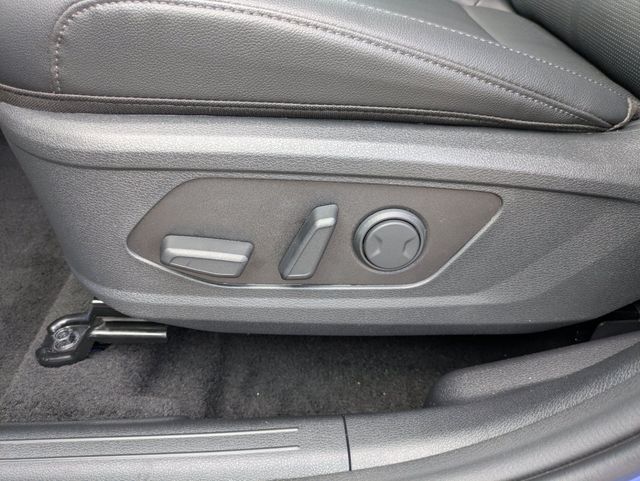 2026 Kia Sportage EX - Photo 11