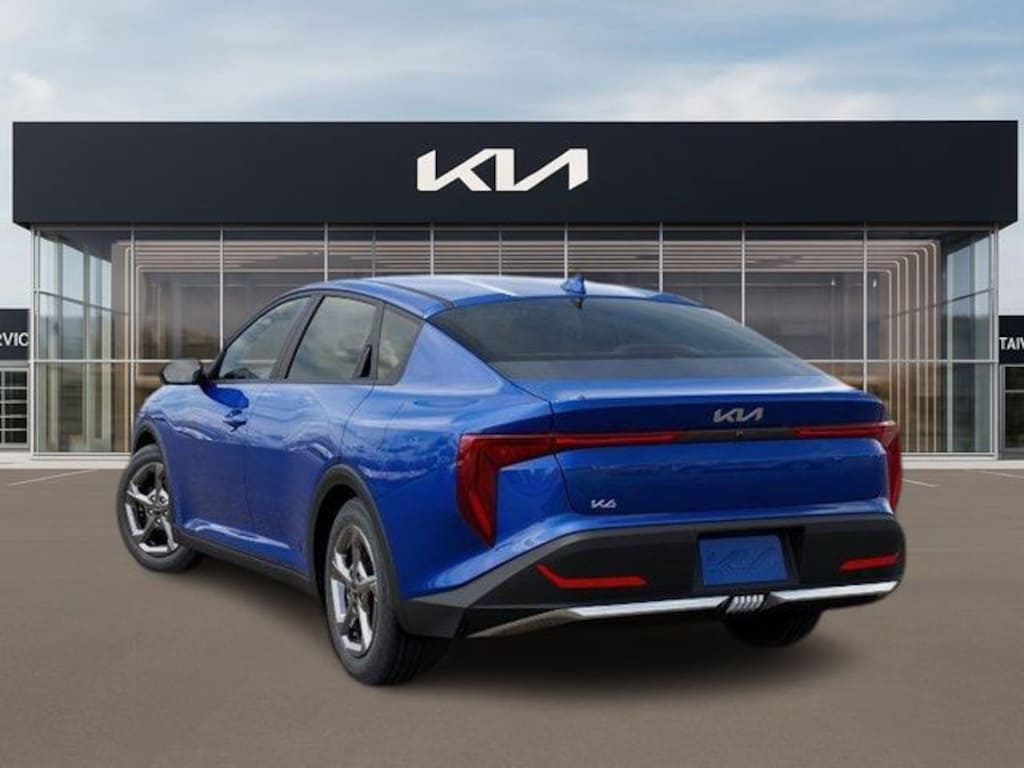 New 2026 Kia K4 LXS Sedan