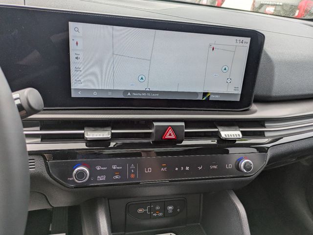 2026 Kia Sportage SX - Photo 17
